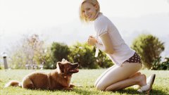 Blondes woman Kristen Bell