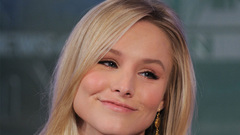 Blondes woman Kristen Bell