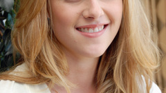 Blondes woman Kristen Stewart