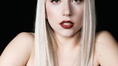 Blondes woman lady gaga