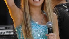 Blondes woman miley cyrus