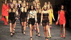 Blondes woman models candice