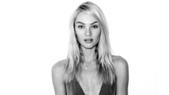 Blondes woman models candice