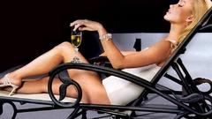 Blondes woman models Olivia