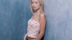 Blondes woman models Olivia