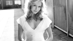 Blondes woman monochrome