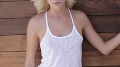 Blondes woman outdoors X-Art