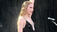 Blondes woman rain taylor