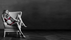 Blondes woman red high