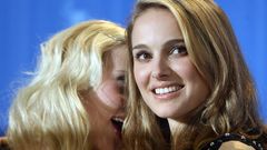 Blondes woman Scarlett Johansson