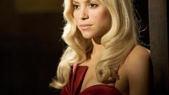 Blondes woman shakira