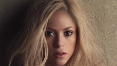 Blondes woman shakira singers