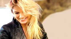 Blondes woman smiling dutch