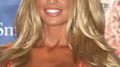 Blondes woman studio models