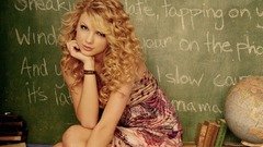 Blondes woman taylor swift