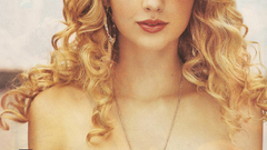 Blondes woman taylor swift