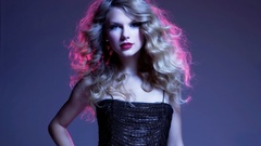 Blondes woman taylor swift