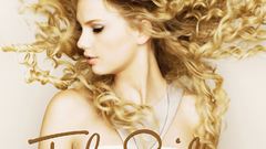 Blondes woman taylor swift