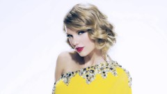 Blondes woman taylor swift