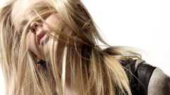 Blondes Women avril lavigne