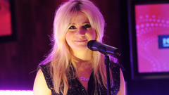 Blondes Women Pixie lott