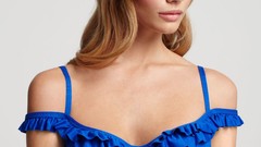 Blue blondes lingerie Marloes Horst