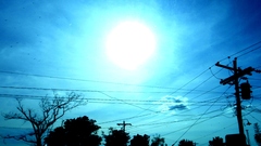 Blue by tapsiloglog sky