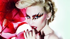 Blue eye Hearts Kylie Minogue fashion blondes designer