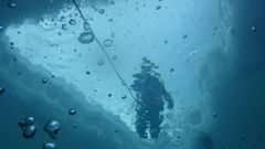 Blue underwater Ropes water