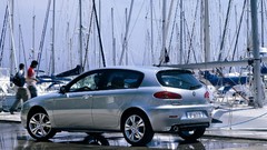 Boats cars Alfa Romeo