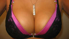 Bra cleavage necklaces boobs