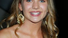 Britt robertson woman blondes