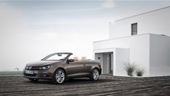 Brown Volkswagen Eos