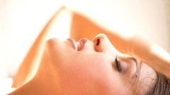 Brunettes Abigail Mac