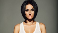 Brunettes Aleksandr Mavrin