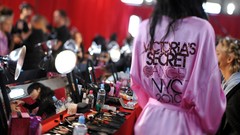 Brunettes back view models Victorias Secret