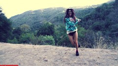 Brunettes bunker Shay Maria