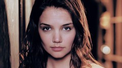 Brunettes faces Katie Holmes