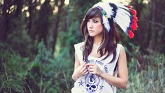 Brunettes hipster marta