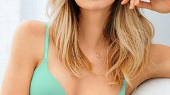 Brunettes models photo shoot cleavage bikini Victoria Secret 