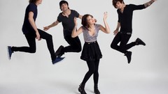 Brunettes singers Hey Monday Cassadee Pope