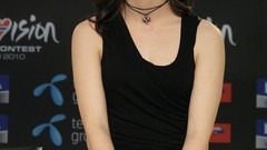 Brunettes singers lena meyer-landrut Eurovision Song Contest