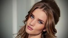 Brunettes woman Actress models