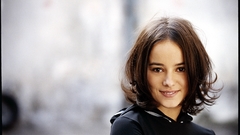 Brunettes woman Alizée