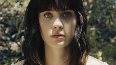 Brunettes woman blue eyes