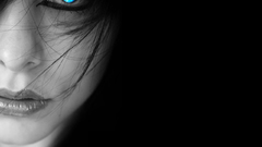 Brunettes woman blue eyes