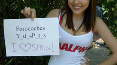 Brunettes woman blue eyes