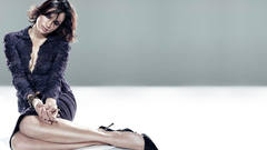 Brunettes woman cleavage high