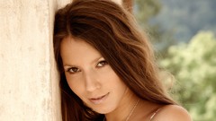 Brunettes woman close-up eyes