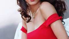 Brunettes woman dress